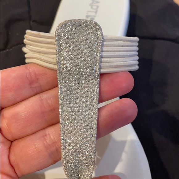 White sandals - Picture 5 of 6